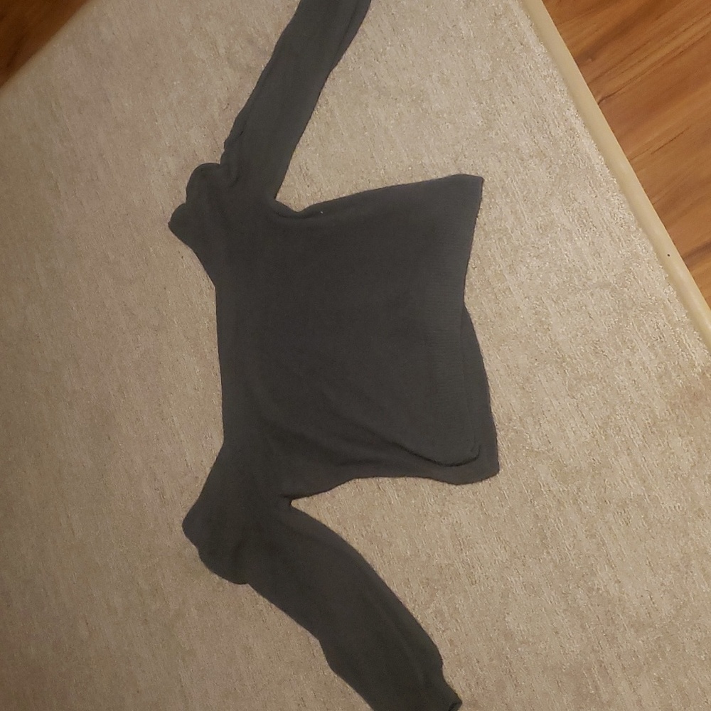 4 for $15 Signature reitmans sweater